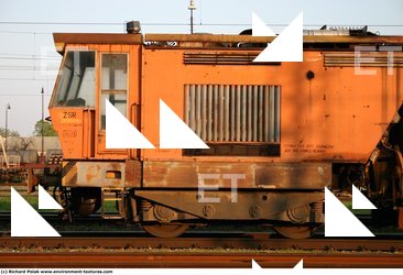 Photo reference of machine repair railway