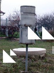 Container Trash Plaster