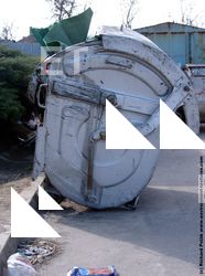 Container Trash Walls Plaster Damaged