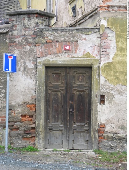 Double Wooden Doors