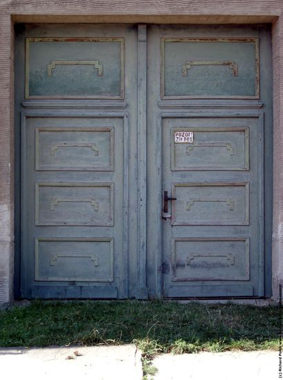 Double Wooden Doors