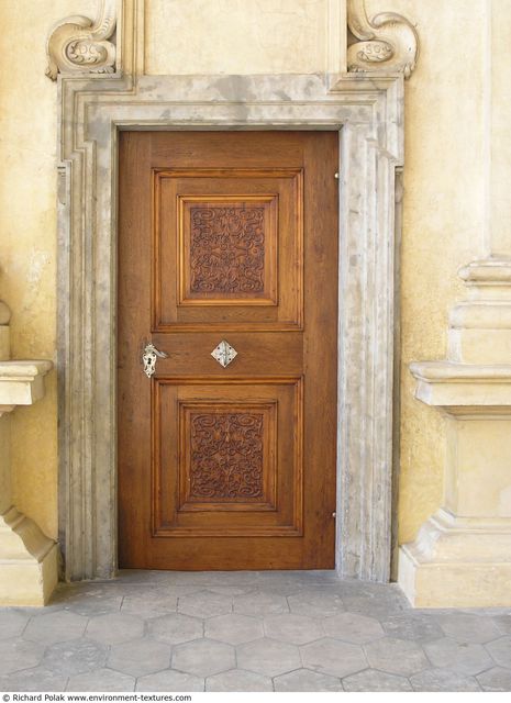 Single Old Wooden Doors