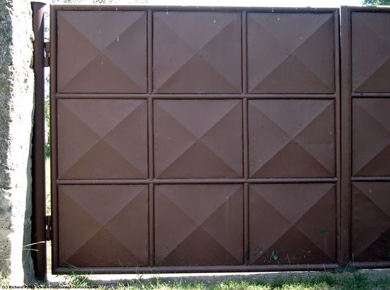 Gate Metal Doors