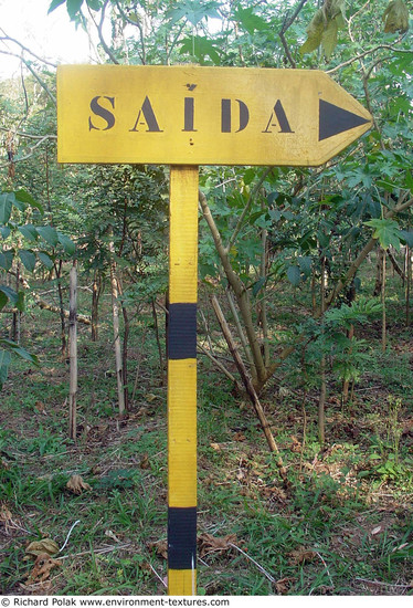 Directional Traffic Signs