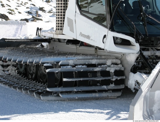 Snow Vehicles