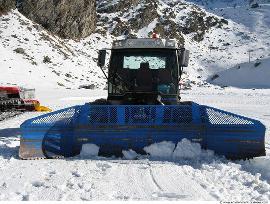 Snow Vehicles