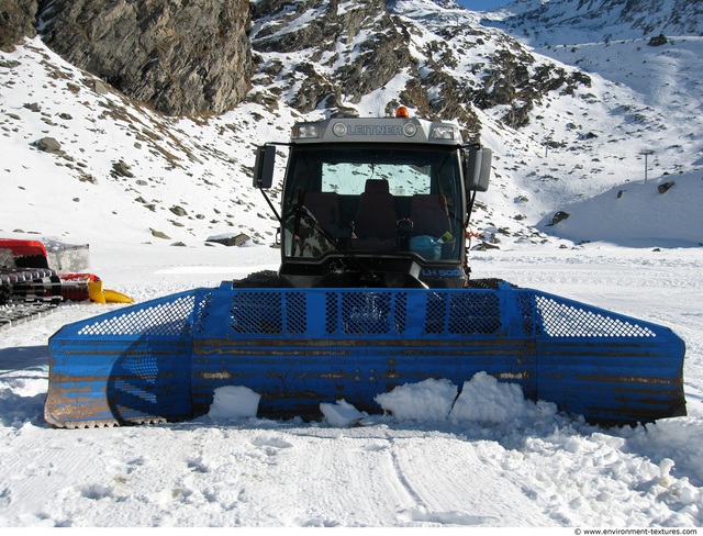 Snow Vehicles