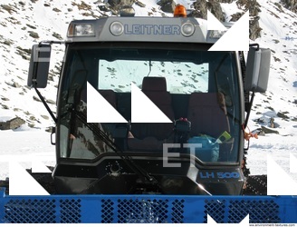 Photo References of Snow Ratrak