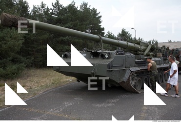 Photo Reference of Tank