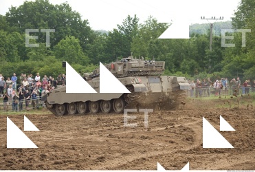 Photo Reference of Tank