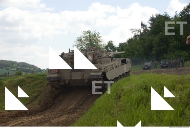 Photo Reference of Tank