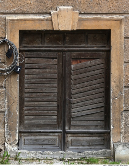 Double Wooden Doors