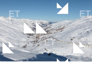 Photo Texture of Background Snowy Mountains