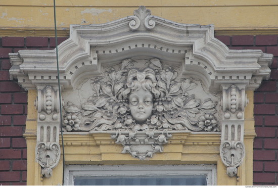 Heads Ornate