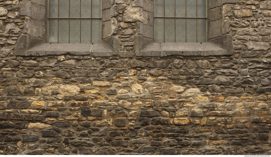 Mixed Size Walls Stones