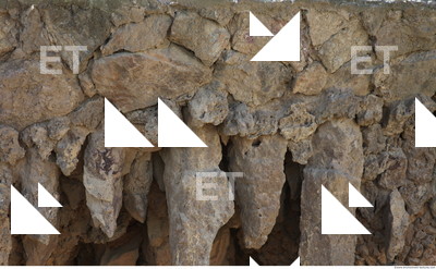 Mixed Size Walls Stones