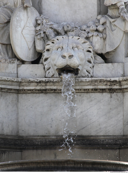 Heads Ornate