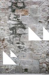 wall plaster damaged 0001