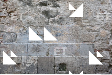 wall plaster damaged 0002