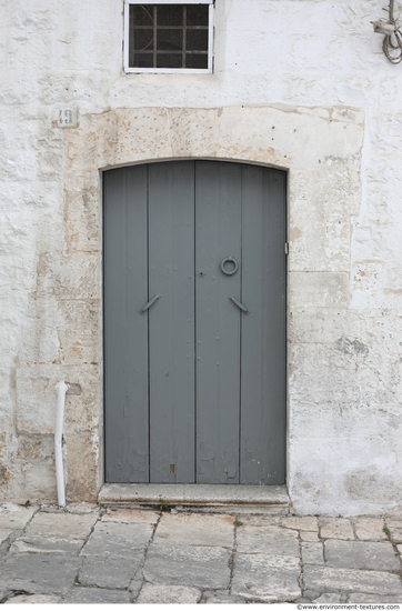 Double Wooden Doors