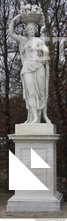 historical statue 0036