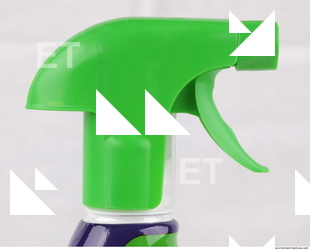 cleaning bottle spray 0013