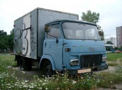 Photo References of Delivery Vehicle