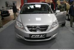 Photo References of Honda FRV